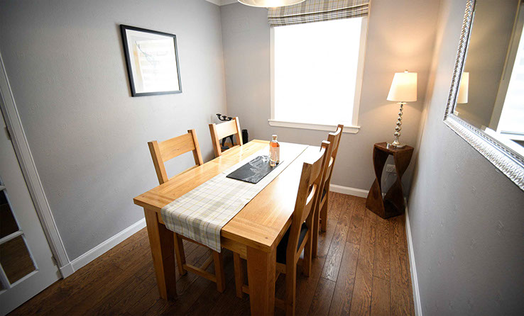 Glas Eilean View Self Catering Accommodation in Dornie Living Room